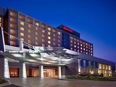 **** Hotel Louisville Marriott East Estados Unidos da América