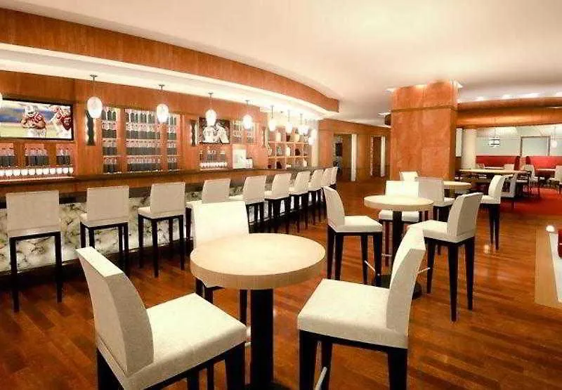 Louisville Marriott East Hotel